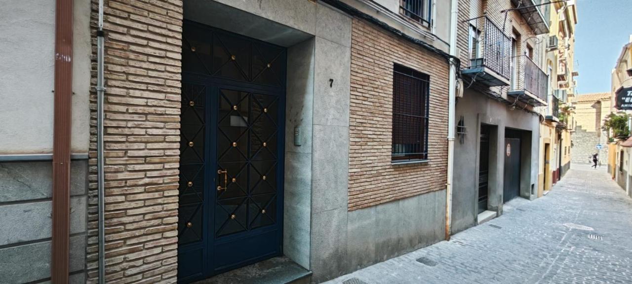Appartamento Bonito Piso En San Ildefonso - Centro Jaén Esterno foto